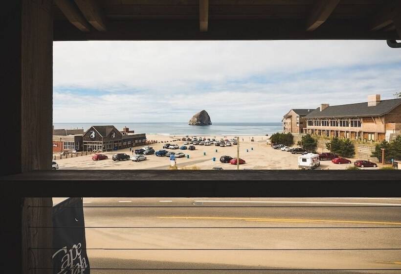 酒店 Inn At Cape Kiwanda