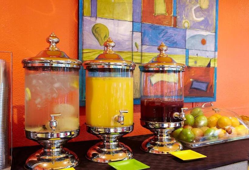 בית מלון כפרי Inn At Northrup Station