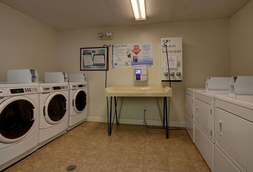 هتل Intown Suites Extended Stay Atlanta Ga   Ksu Kennesaw