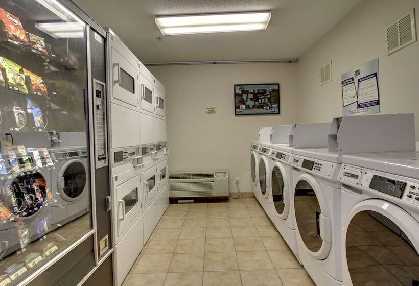 酒店 Intown Suites Extended Stay Greensboro Nc Airport