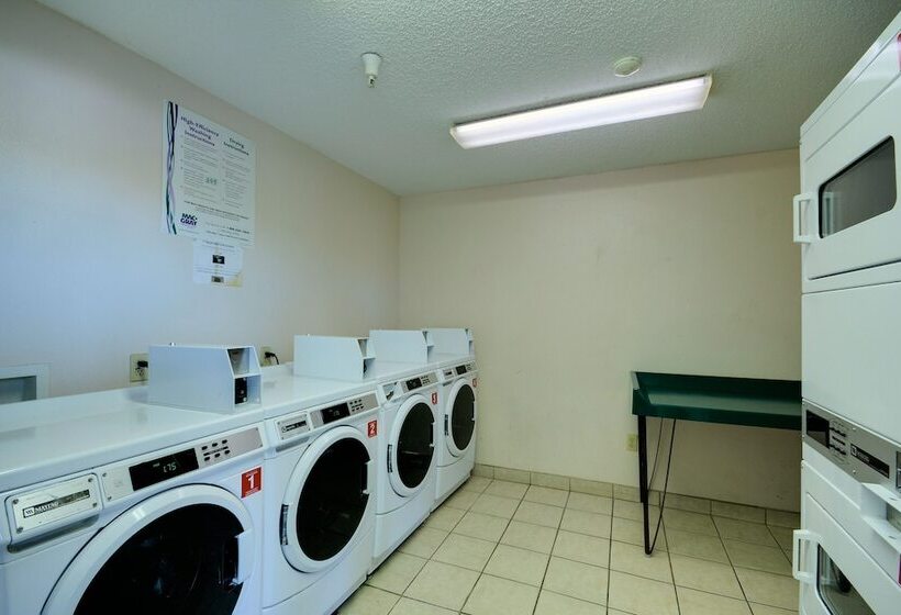 酒店 Intown Suites Extended Stay Houston Tx Hobby Airport