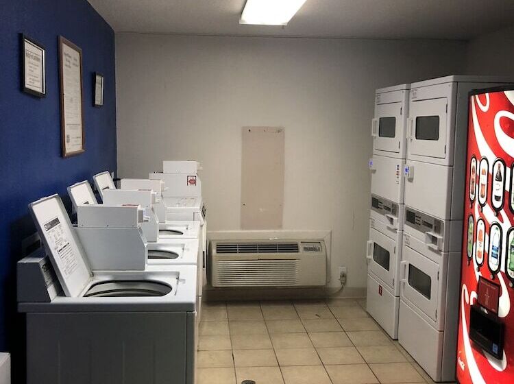 فندق Intown Suites Extended Stay Murfreesboro Tn   Mtsu