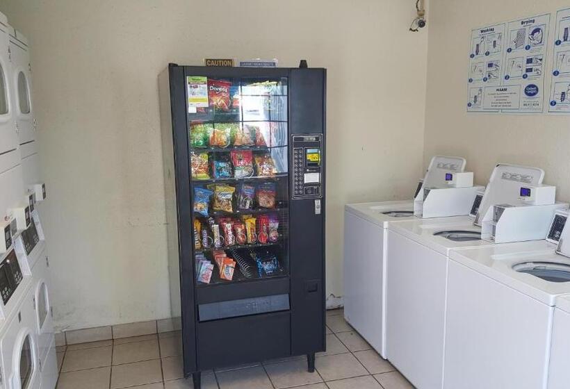 酒店 Intown Suites Extended Stay Select New Orleans La Harvey