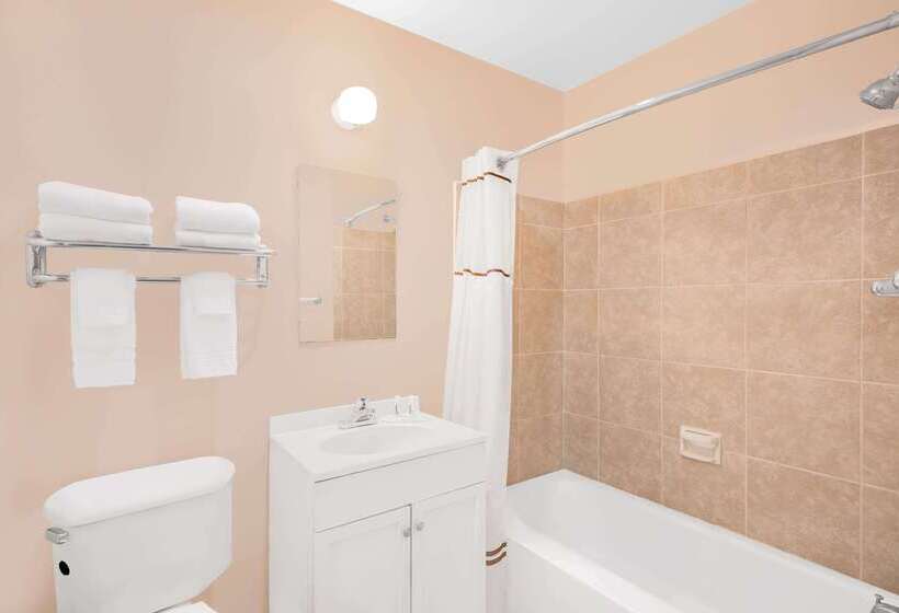 فندق Knights Inn & Suites By Sonesta Pecos