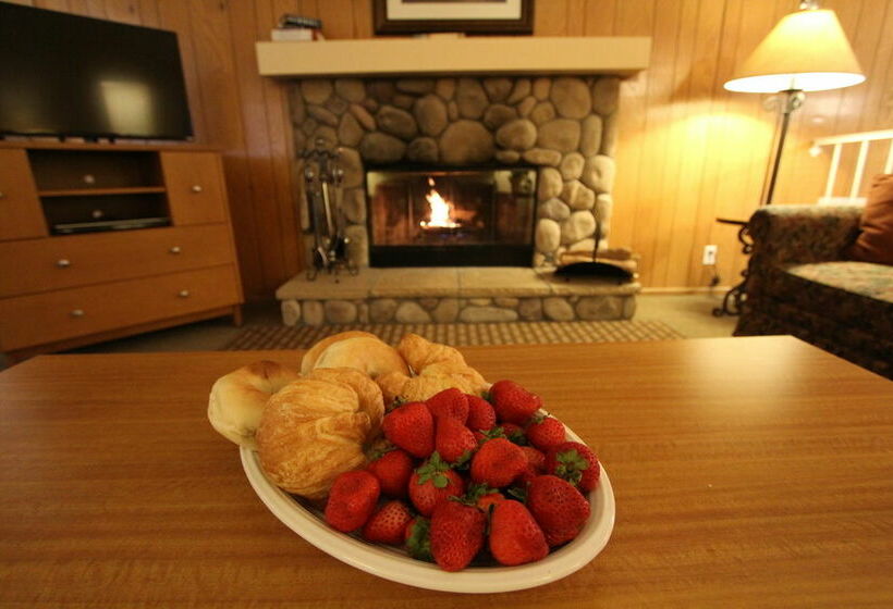 호텔 Lake Arrowhead Chalets