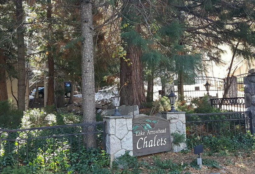 호텔 Lake Arrowhead Chalets