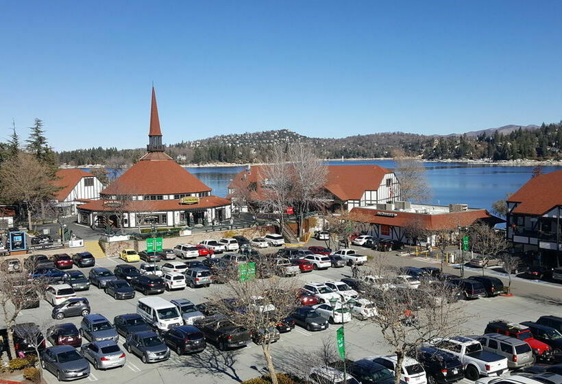 호텔 Lake Arrowhead Chalets