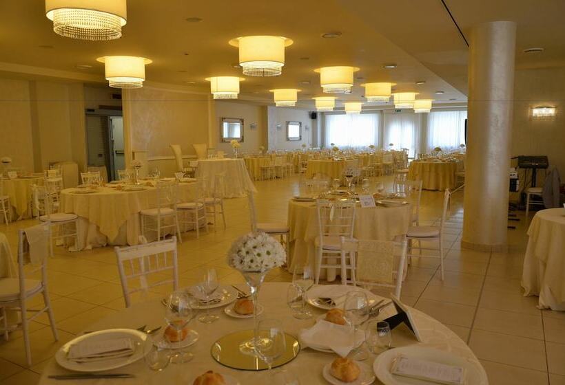 فندق Mediterraneo Palace