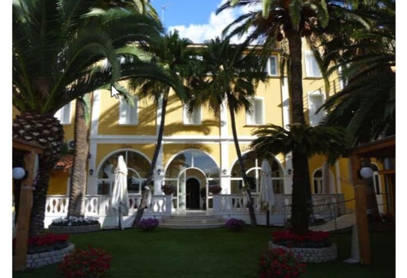 فندق Mediterraneo Palace