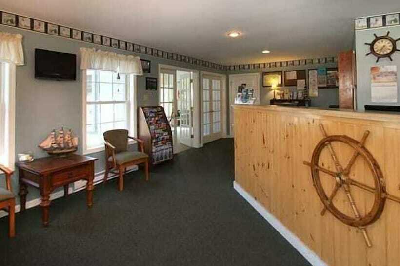 호텔 Nautical Mile Resort