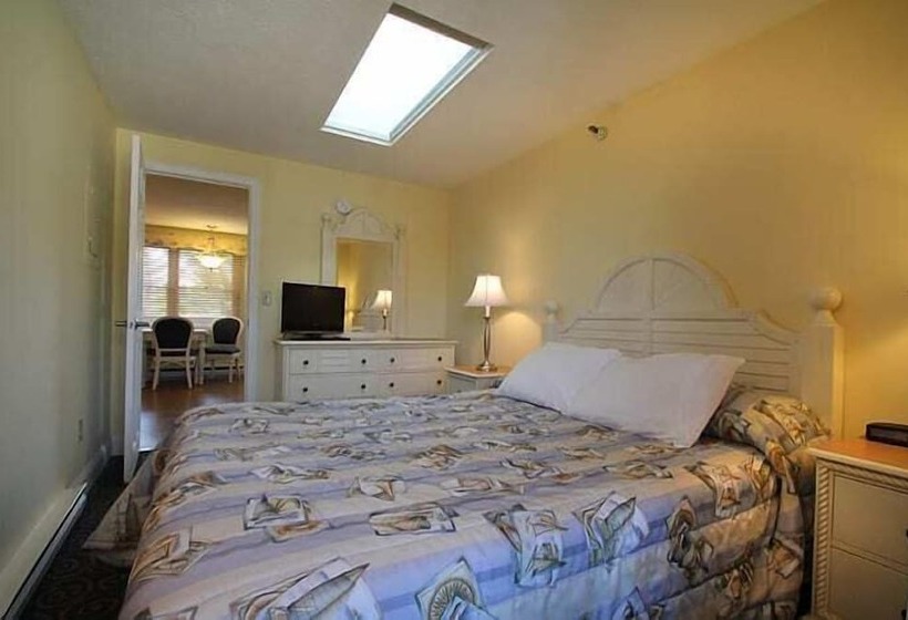 호텔 Nautical Mile Resort