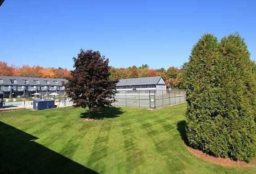 Отель Nautical Mile Resort