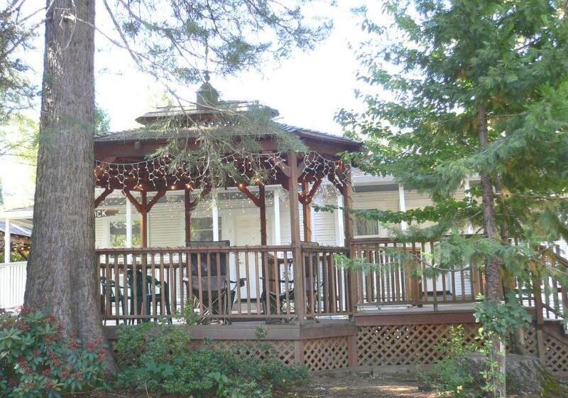 فندق Nevada City Inn