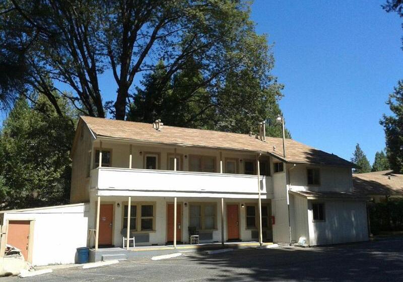 ホテル Nevada City Inn