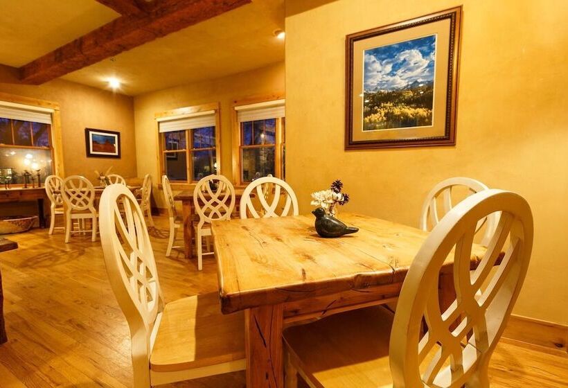 فندق Niwot Inn & Spa