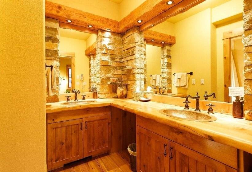 فندق Niwot Inn & Spa