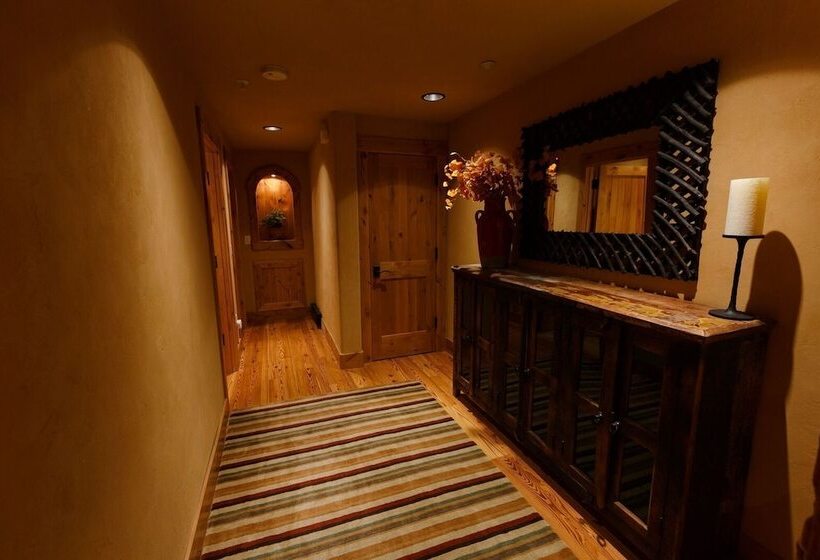 فندق Niwot Inn & Spa