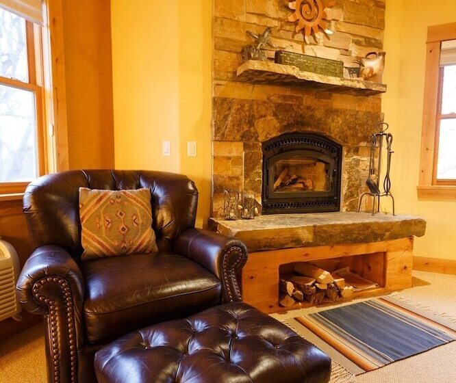 فندق Niwot Inn & Spa