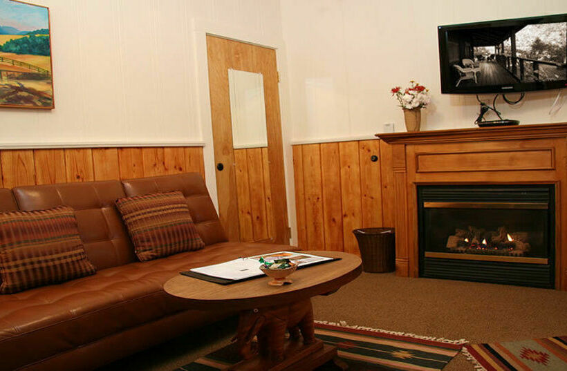 호텔 Old Crocker Inn