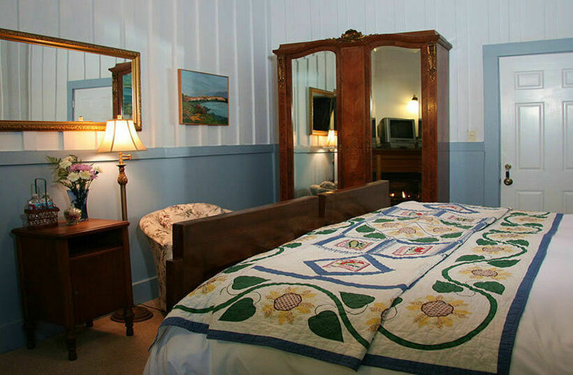 호텔 Old Crocker Inn