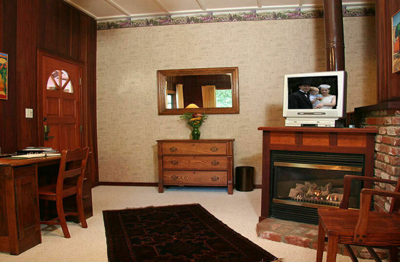 호텔 Old Crocker Inn