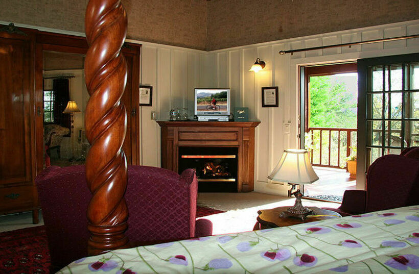 호텔 Old Crocker Inn