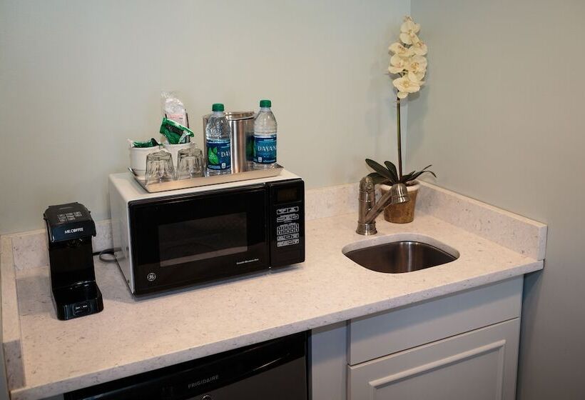 בית מלון כפרי Olde Harbour Inn, Historic Inns Of Savannah Collection