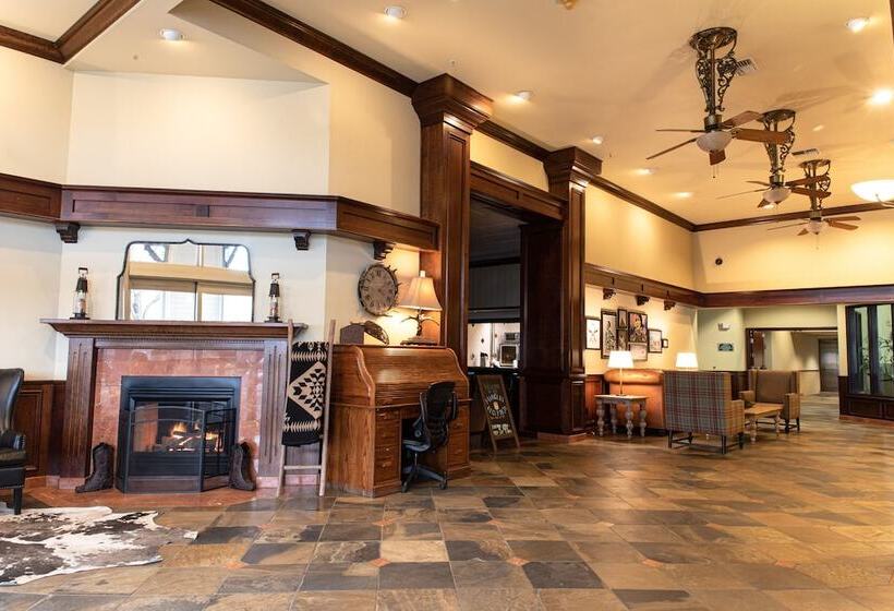 فندق Oxford Suites Pendleton