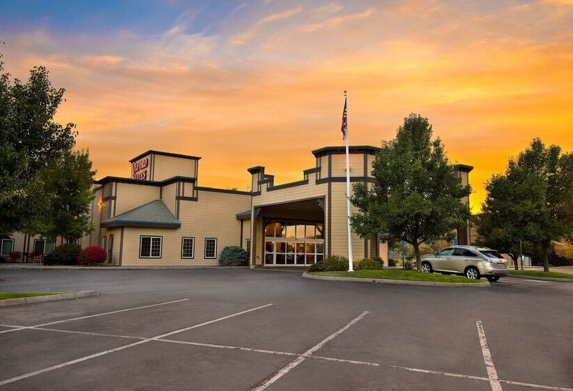 فندق Oxford Suites Pendleton