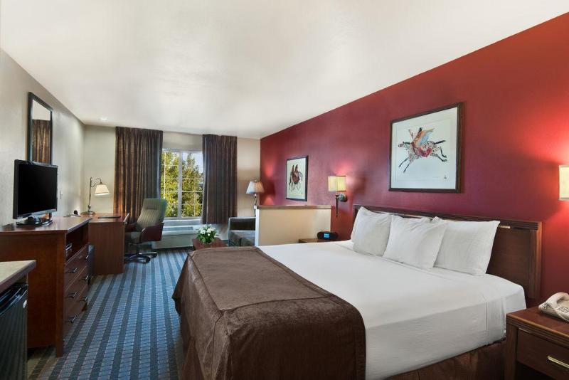 فندق Oxford Suites Pendleton