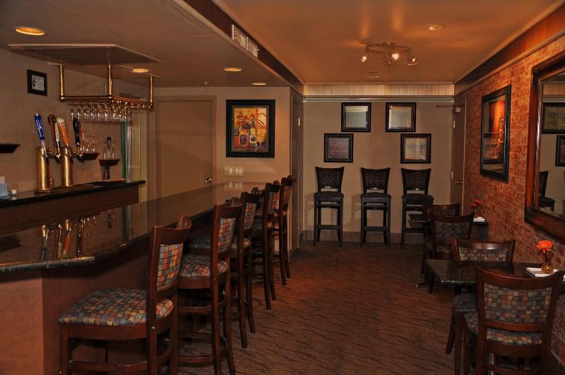 酒店 Oxford Suites Portland  Jantzen Beach