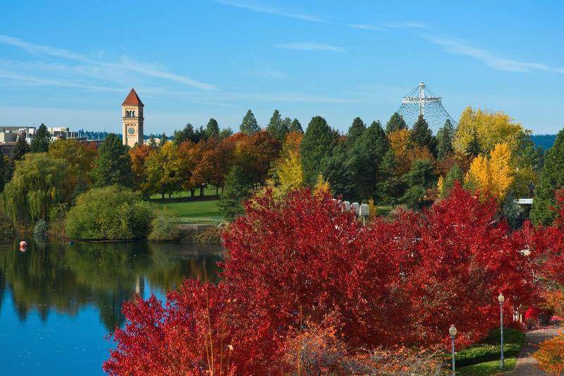 בית מלון כפרי Oxford Suites Spokane Downtown