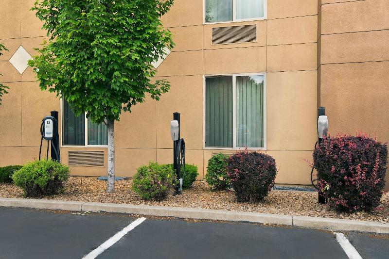 בית מלון כפרי Oxford Suites Spokane Downtown