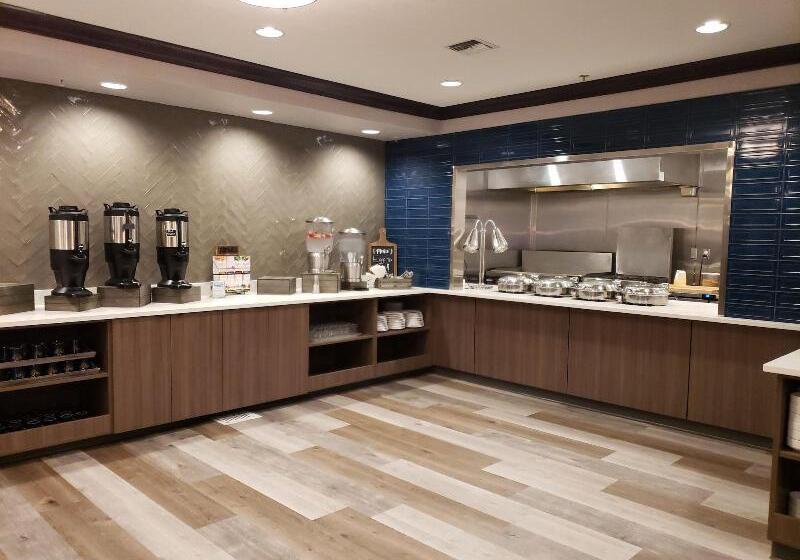 בית מלון כפרי Oxford Suites Spokane Downtown