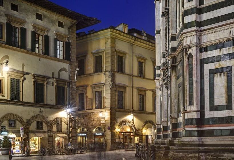 هتل Palazzo Niccolini Al Duomo Residenza D Epoca