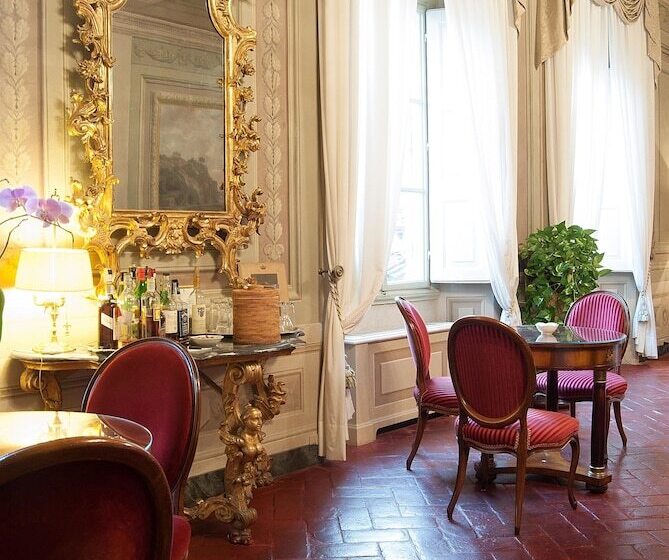 هتل Palazzo Niccolini Al Duomo Residenza D Epoca