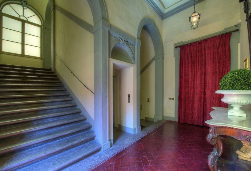 هتل Palazzo Niccolini Al Duomo Residenza D Epoca