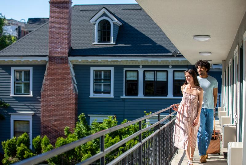 هتل Park Lane Suites & Inn