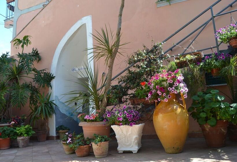 Piccolo Tirreno Hotel Residence