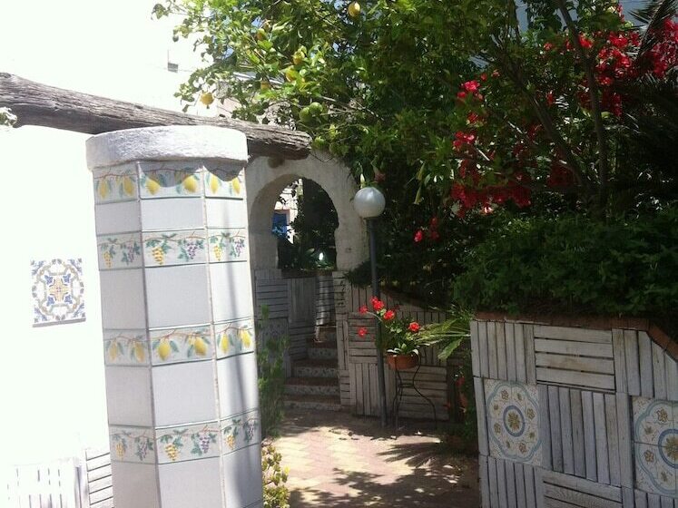 Piccolo Tirreno Hotel Residence