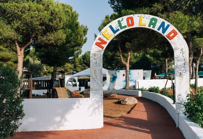 Porto Giardino, Cdshotels