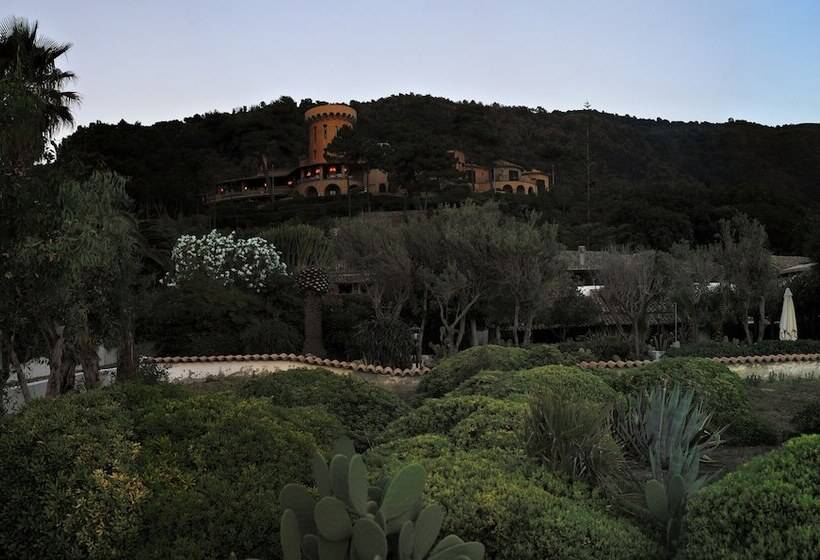 Отель Porto Pirgos