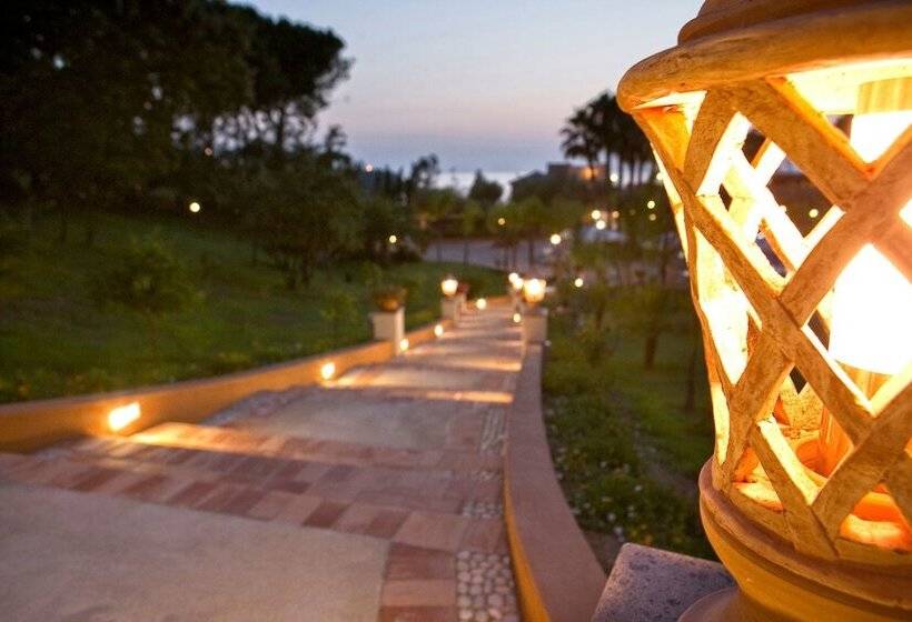 Отель Porto Pirgos