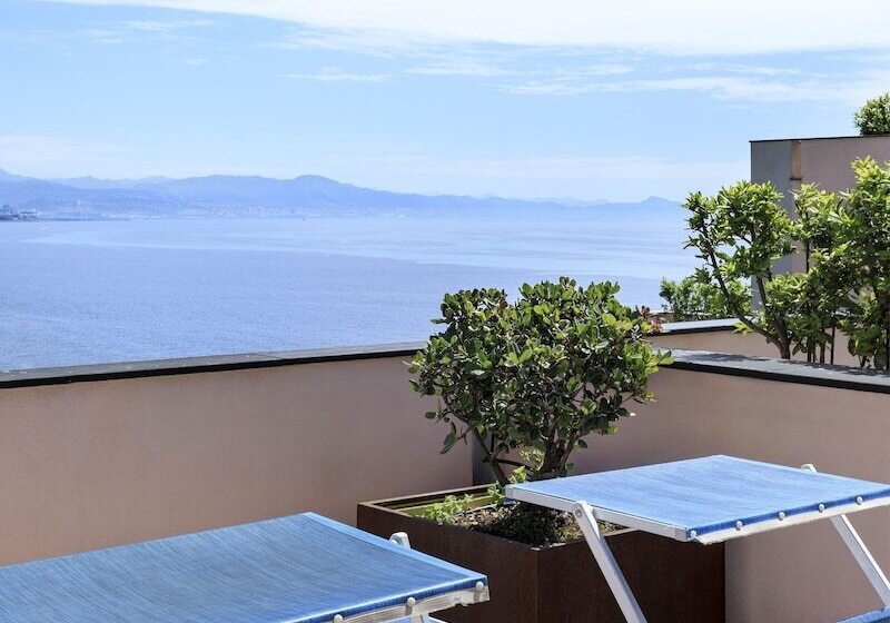 ホテル Punta San Martino