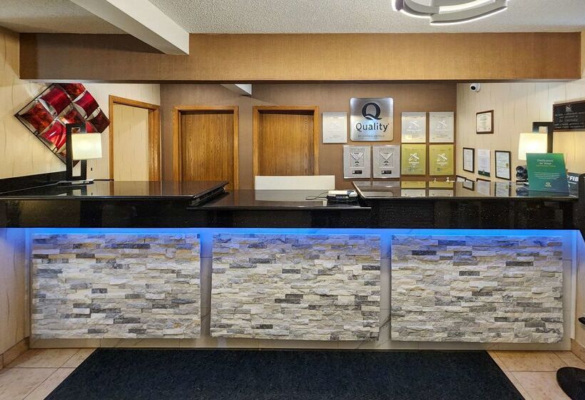 ホテル Quality Inn & Suites Davenport Near I 80