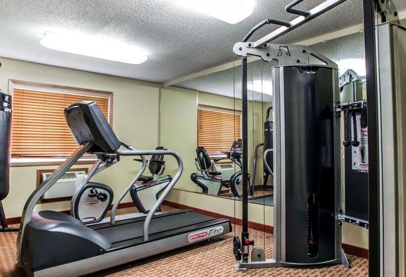 ホテル Quality Inn & Suites Davenport Near I 80