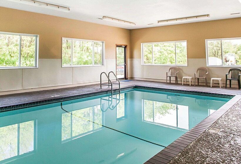 ホテル Quality Inn & Suites Davenport Near I 80