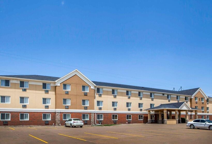 ホテル Quality Inn & Suites Davenport Near I 80