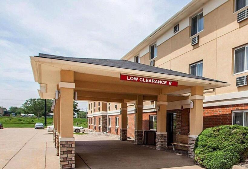 ホテル Quality Inn & Suites Davenport Near I 80