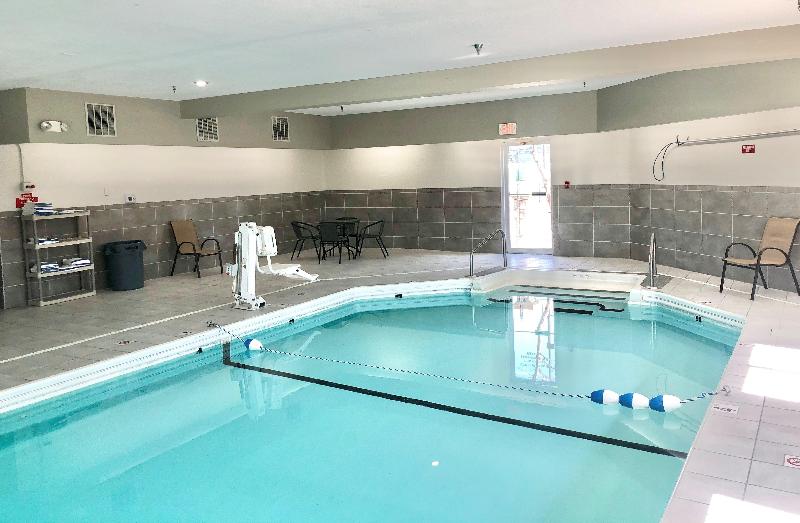 هتل Red Roof Inn & Suites Omaha  Council Bluffs